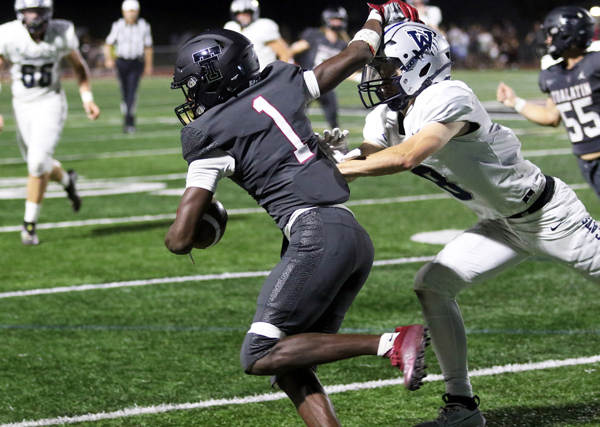 a Tualatin Wilsonville football Oregon September 15 2023 Dan Brood 48